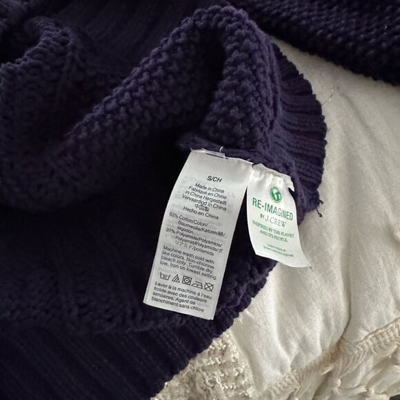 J. Crew Cable Knit Crewneck Sweater Size Small - Picture 4 of 8